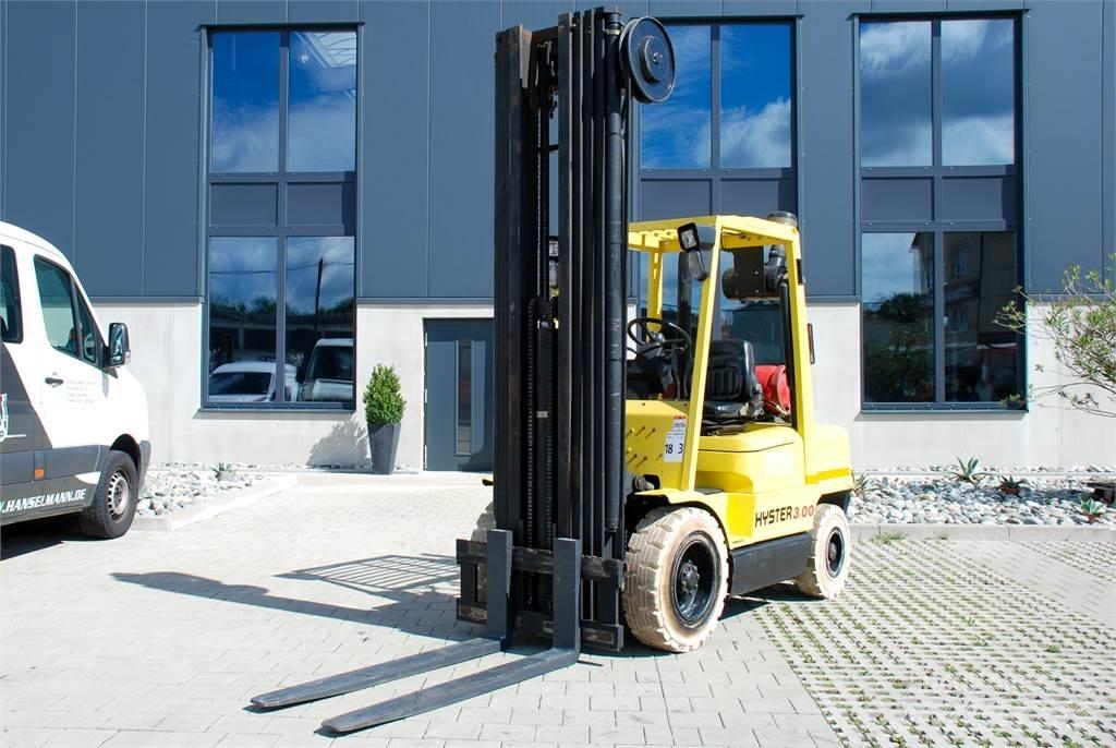 Hyster H 3-00XM Газові навантажувачі