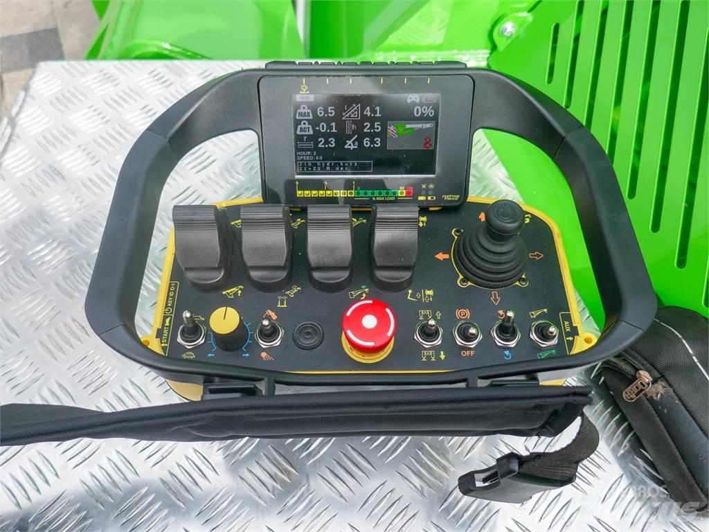JMG MC 130S Телескопічні навантажувачі