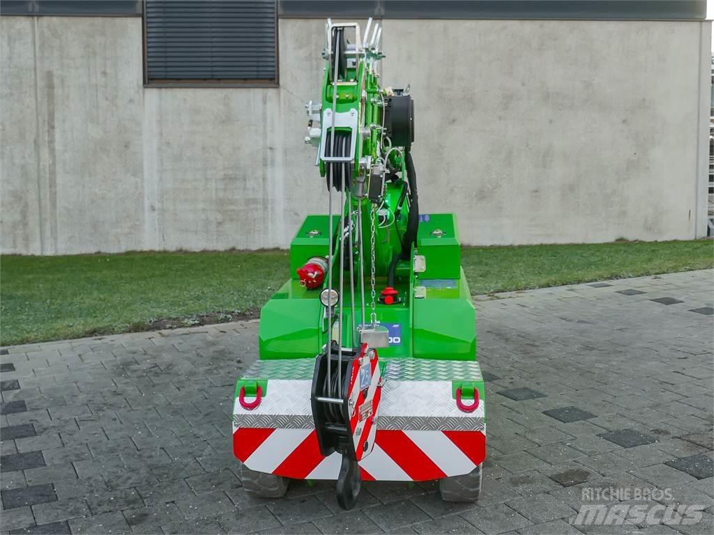 JMG MC 25S Телескопічні навантажувачі