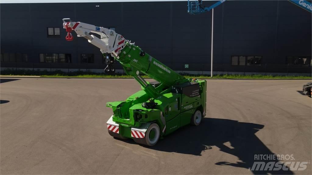 JMG MC 650S Телескопічні навантажувачі
