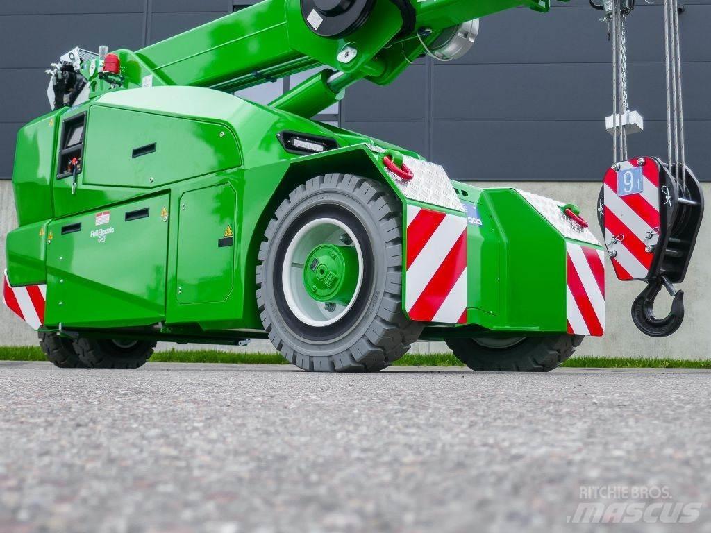 JMG MC70S Телескопічні навантажувачі