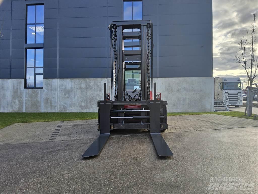 Kalmar DCE 150-12 Дизельні навантажувачі