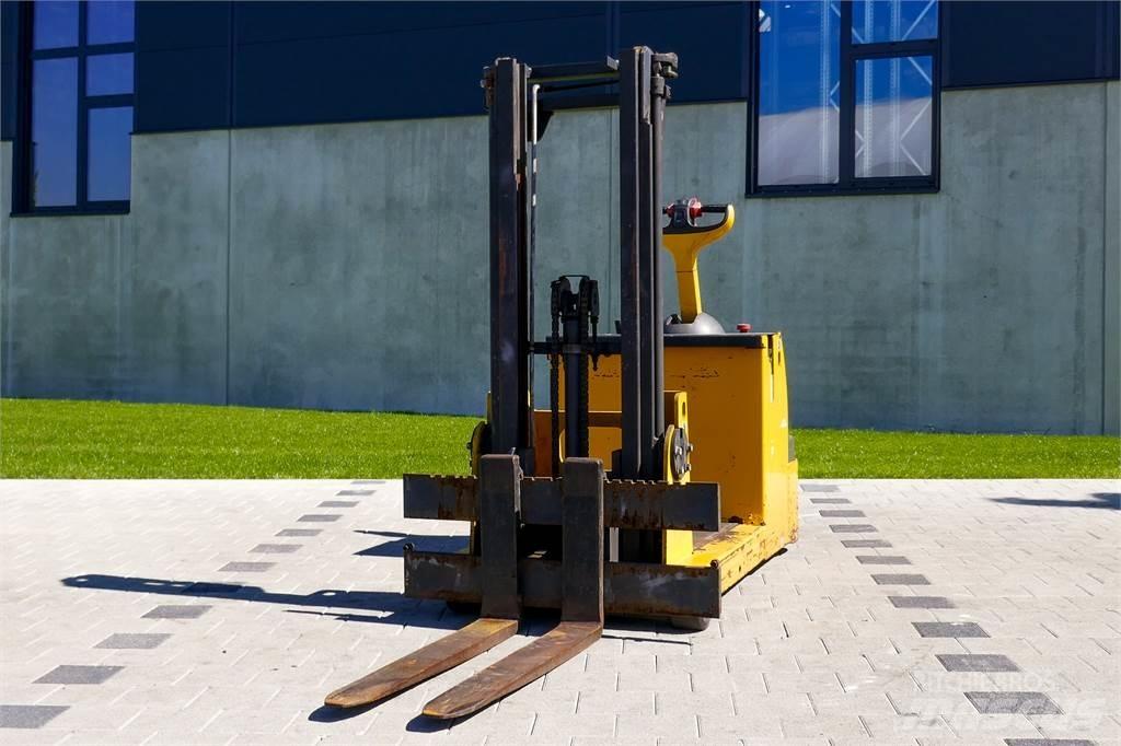 Linde L12 Ручний візок