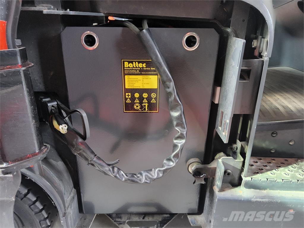 Linde P 60 Тягачі колісні