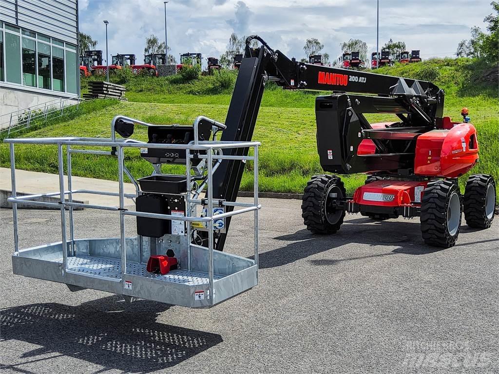 Manitou 200 ATJ Колінчаті підйомники