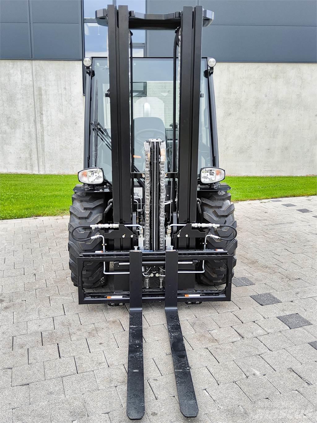 Manitou MC 25-4 Навантажувачі підвищеної прохідності