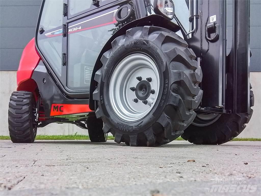 Manitou MC 30-4 Навантажувачі підвищеної прохідності