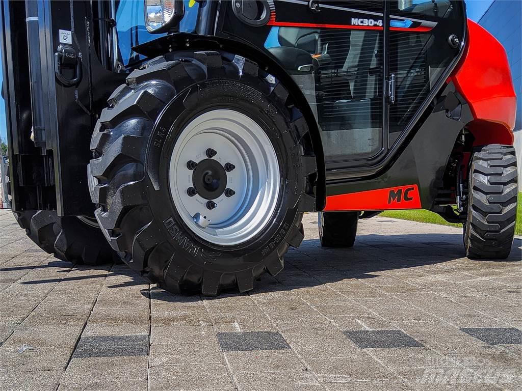 Manitou MC 30-4 Навантажувачі підвищеної прохідності