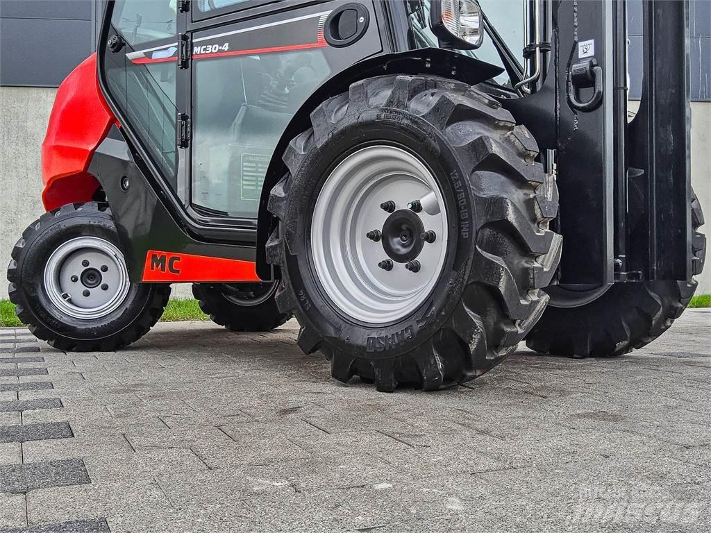 Manitou MC 30-4 Навантажувачі підвищеної прохідності