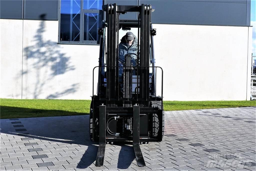 Toyota 02-8FGF30 Газові навантажувачі