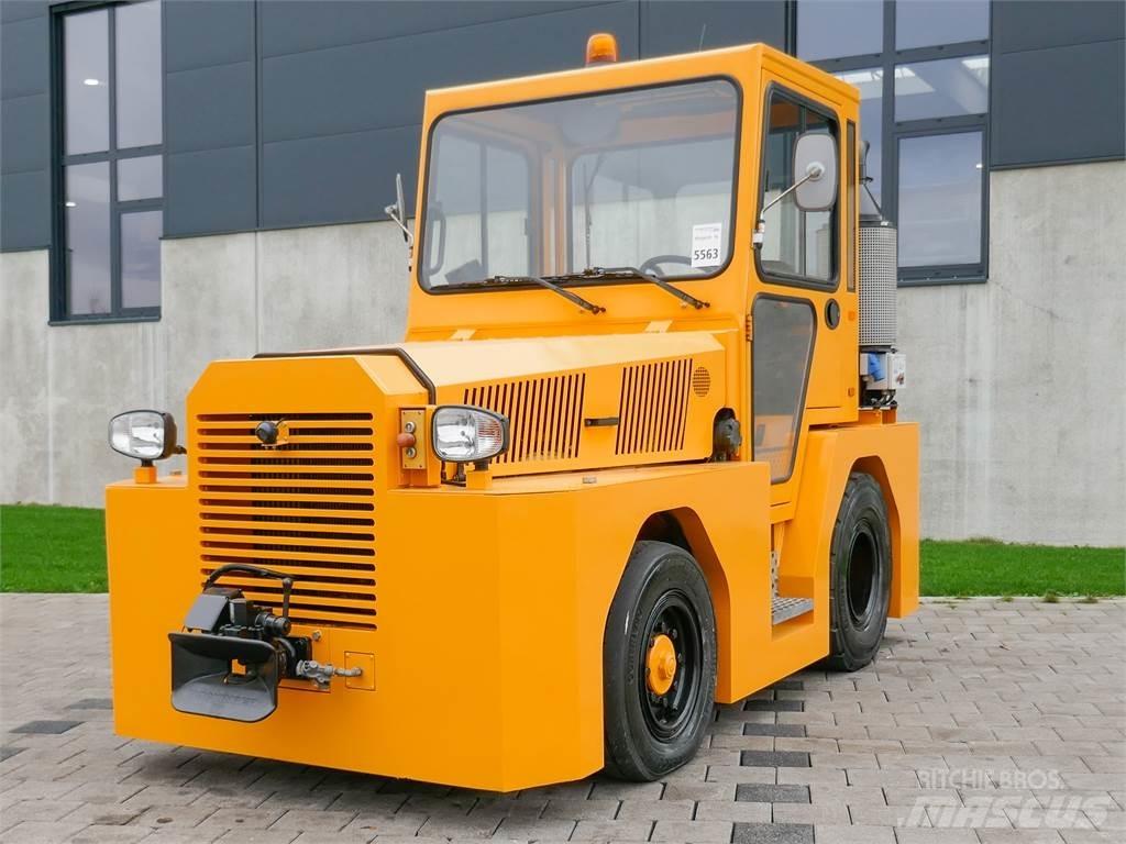 Volk DFZ 120H Тягачі колісні