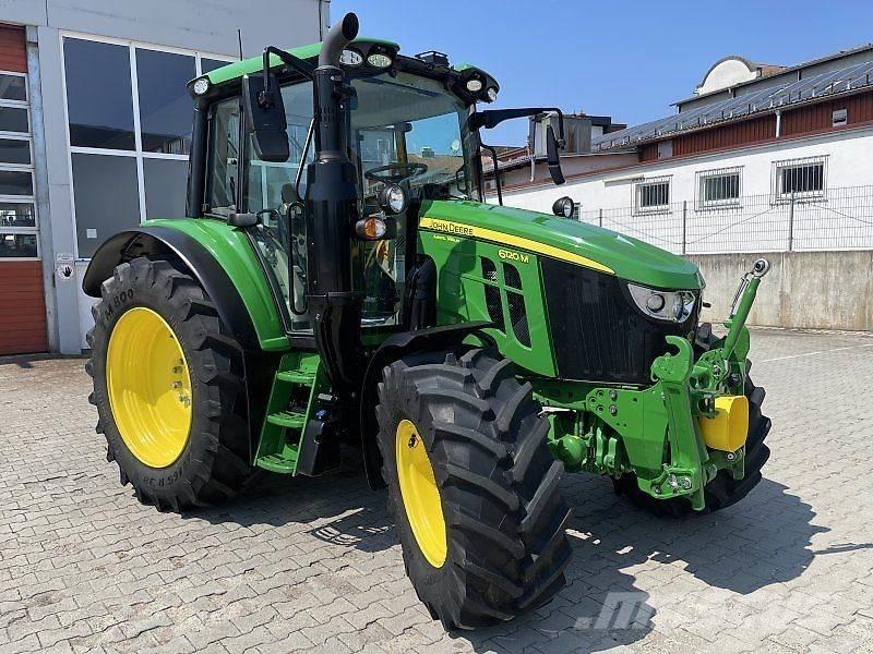 John Deere 6120M Трактори