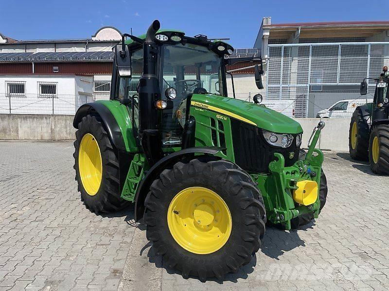 John Deere 6120M Трактори