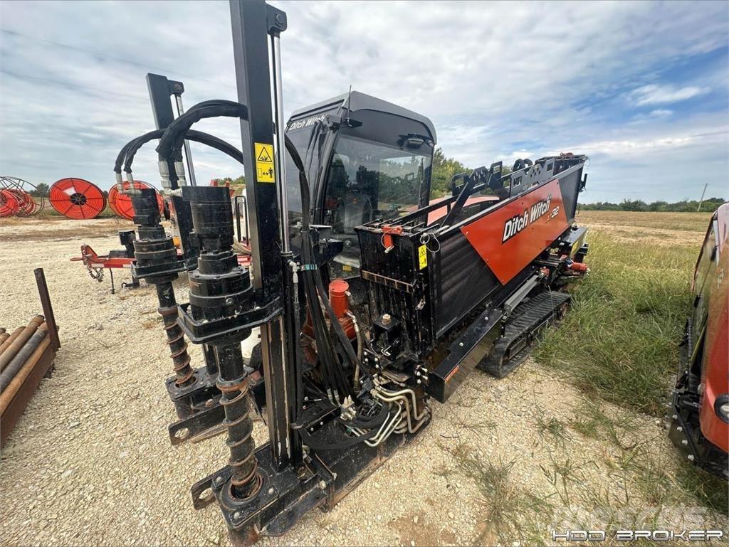 Ditch Witch AT32 Обладнання для горизонтального буріння