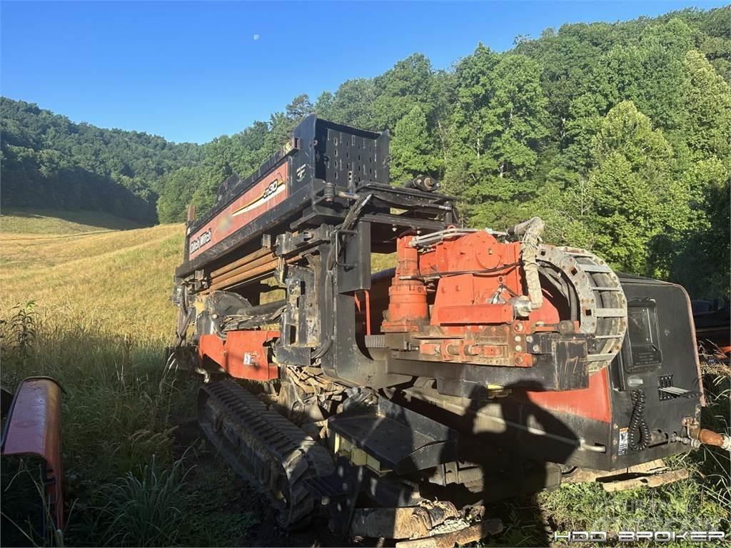 Ditch Witch JT3020 Mach 1 Обладнання для горизонтального буріння