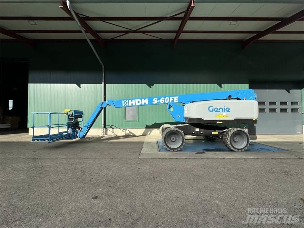 Genie S-60 FE Колінчаті підйомники