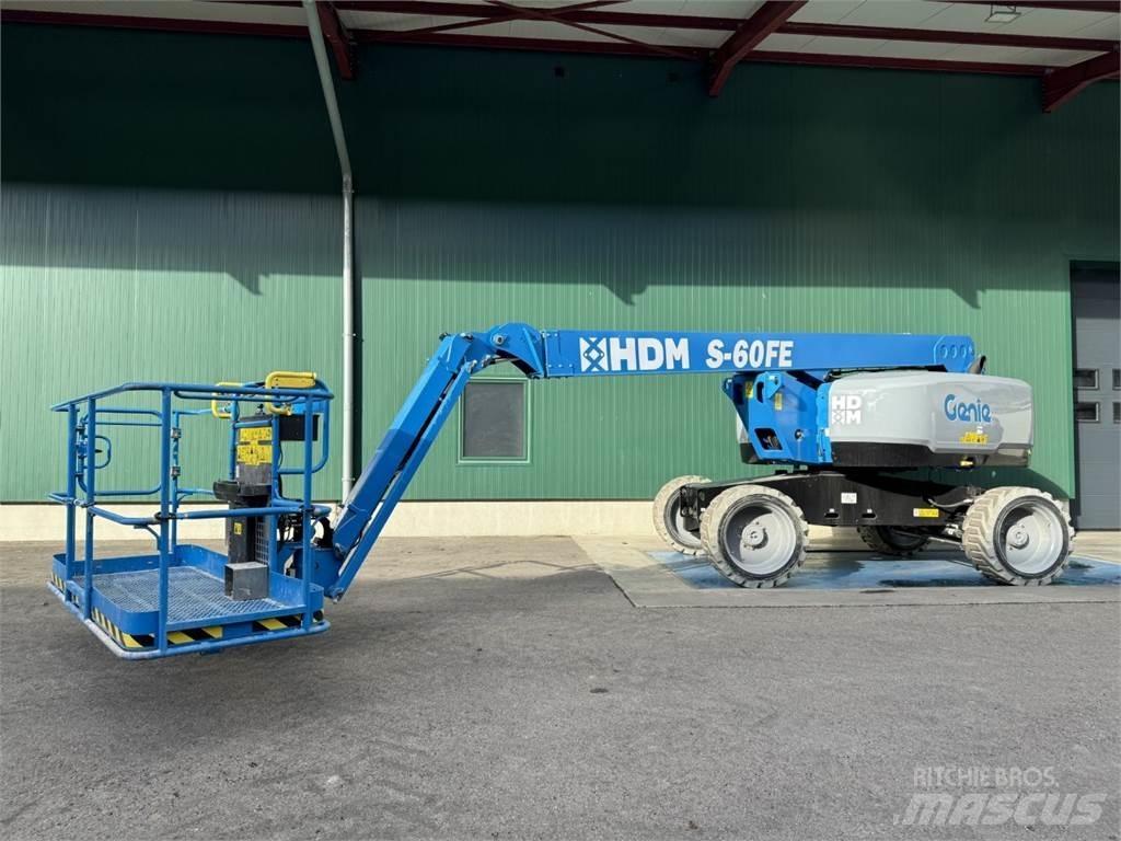 Genie S-60 FE Колінчаті підйомники