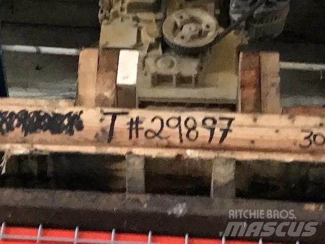 CAT 3024 Двигуни