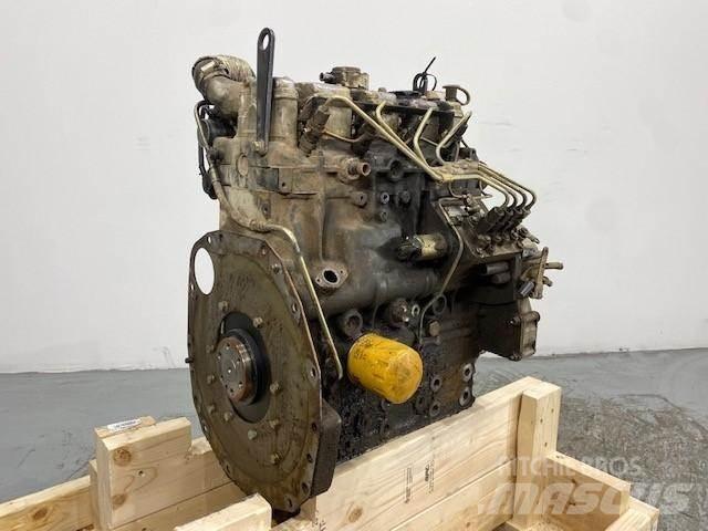 CAT 3024C Двигуни