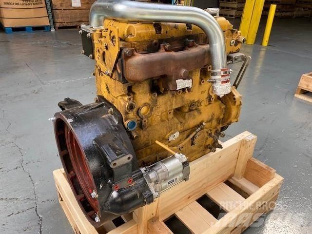CAT 3054T Двигуни
