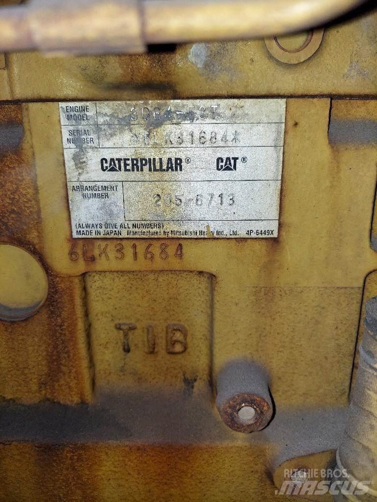 CAT 3064T Двигуни