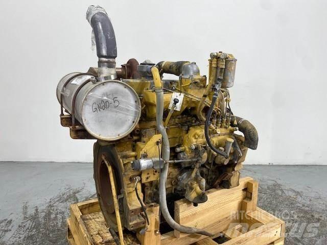 CAT 3064T Двигуни