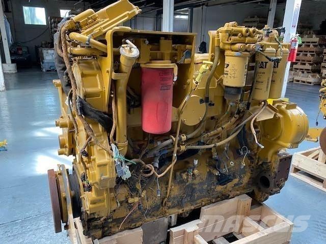 CAT C-15 Двигуни