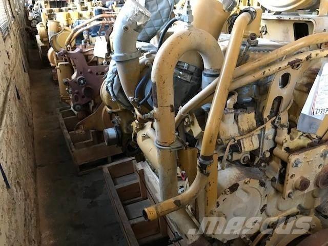 CAT C-18 Двигуни