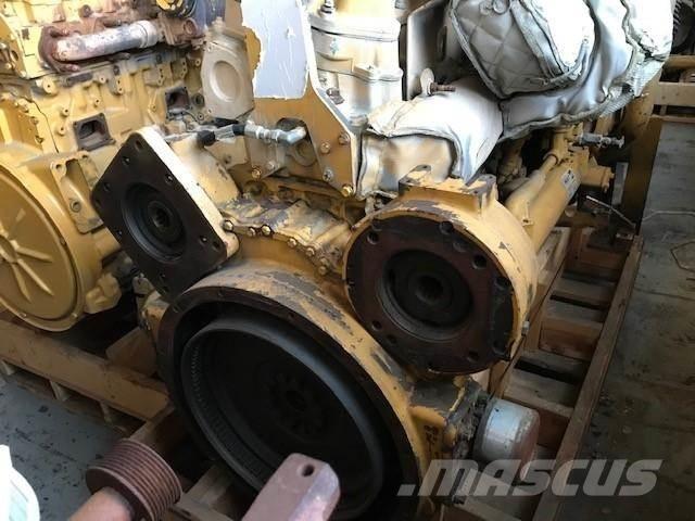CAT C-18 Двигуни
