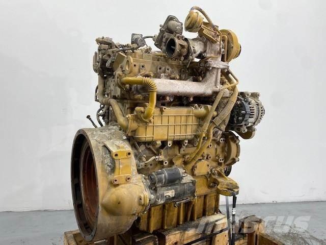 CAT C4.4 Двигуни
