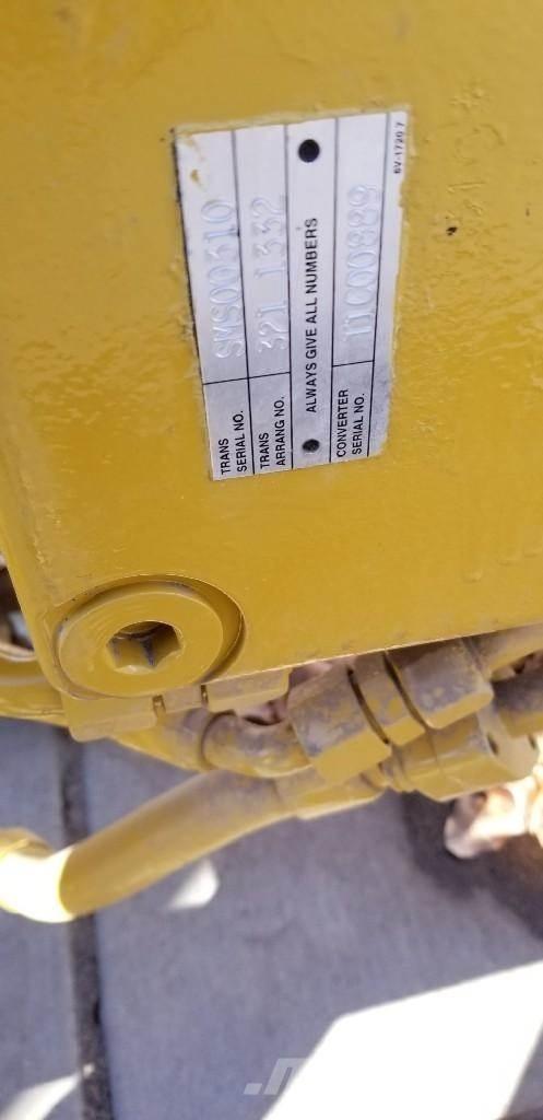 CAT TH35-E81 Коробка передач