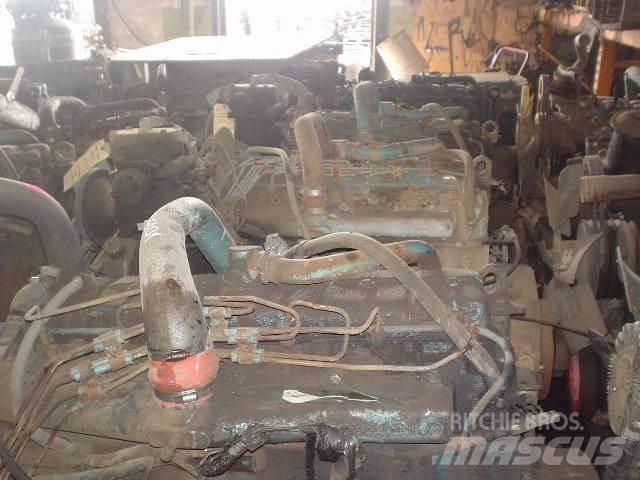 International DT 466C Двигуни