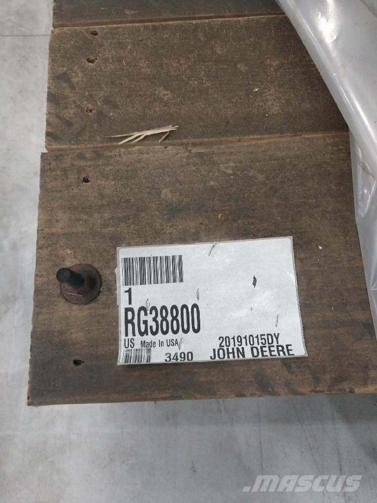 John Deere 6135 Двигуни