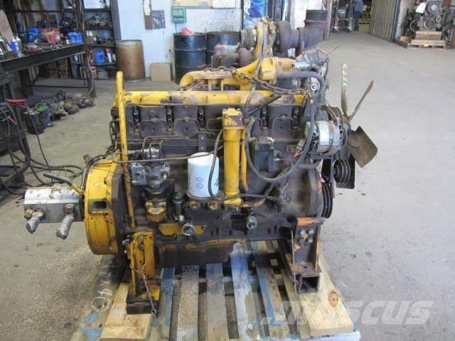 John Deere 6404T Двигуни