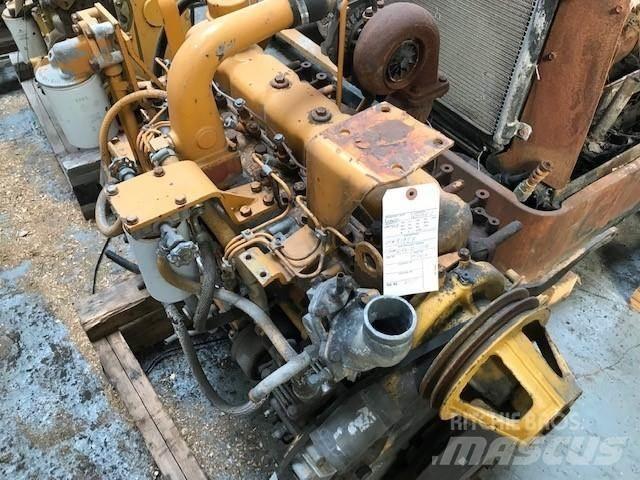 Komatsu 6D110E-1 Двигуни