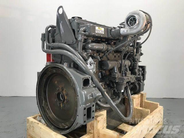 Komatsu M11-C Двигуни