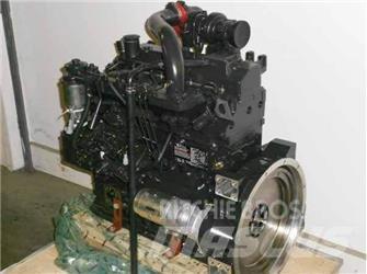 Komatsu S4D95LE-3 Двигуни