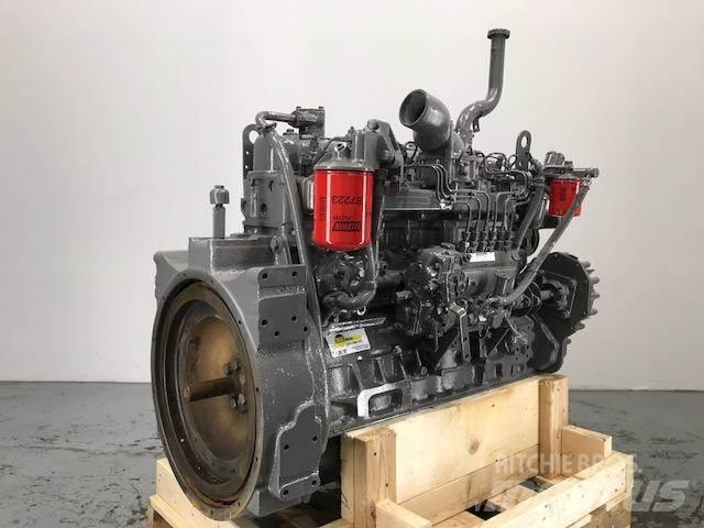 Komatsu S6D105-1 Двигуни