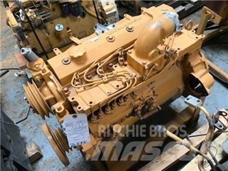 Komatsu S6D95 Двигуни