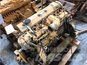 Komatsu S6D95L-1 Двигуни