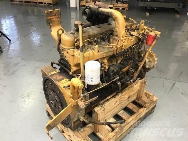 Komatsu SA6D105-1 Двигуни