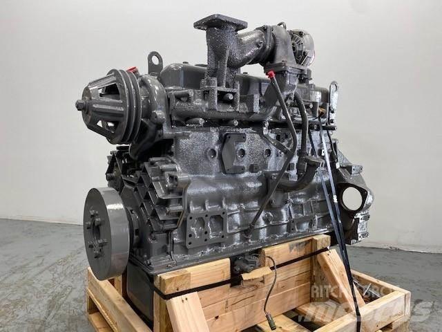 Komatsu SA6D110 Двигуни