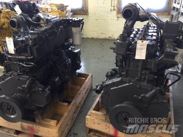 Komatsu SA6D125-1 Двигуни