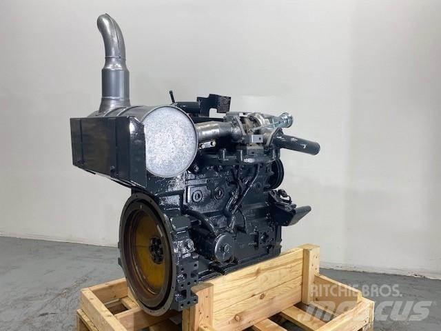 Komatsu SAA4D95-LE5 Двигуни