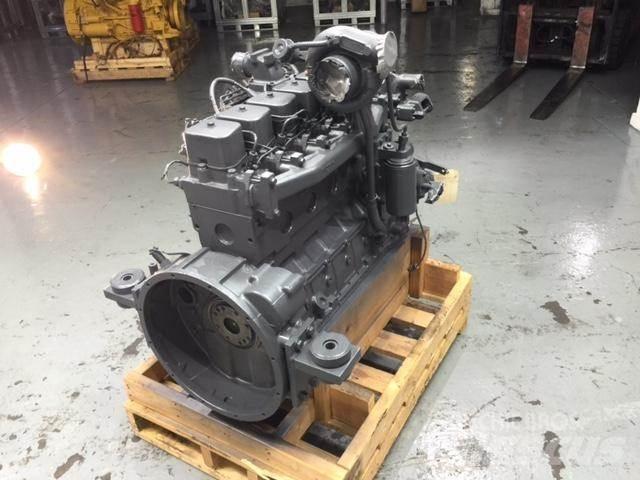 Komatsu SAA6D102 Двигуни