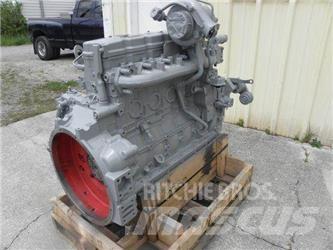 Komatsu SAA6D107E Двигуни