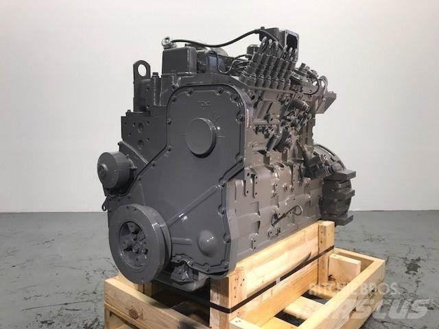 Komatsu SAA6D114 Двигуни