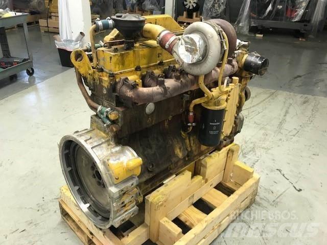 Komatsu SAA6D114-1 Двигуни
