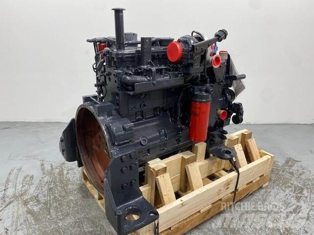 Komatsu SAA6D114E-3 Двигуни