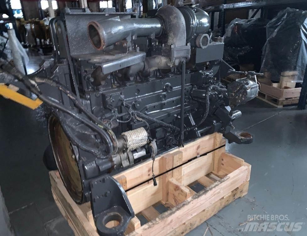 Komatsu SAA6D125E-3 Двигуни